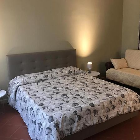 Villa Domus Salento Suites & Rooms Con Parcheggio Privato In Loco レッチェ エクステリア 写真