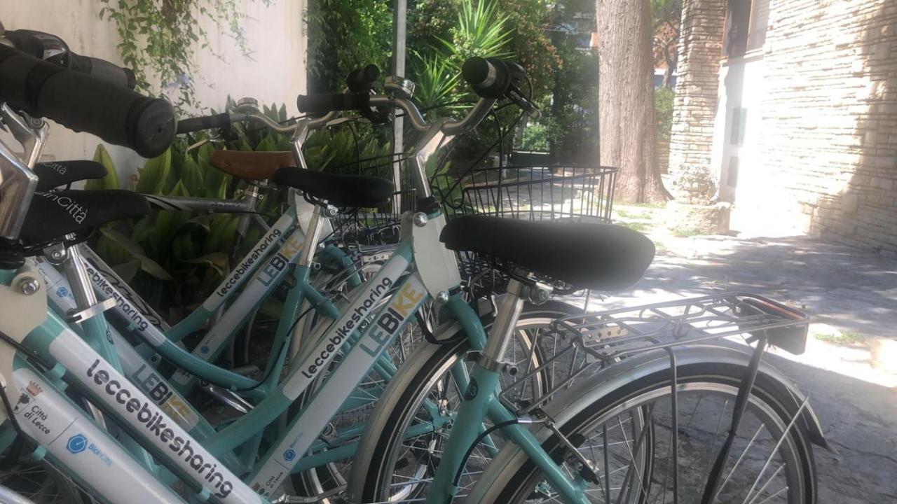 Villa Domus Salento Suites & Rooms Con Parcheggio Privato In Loco レッチェ エクステリア 写真