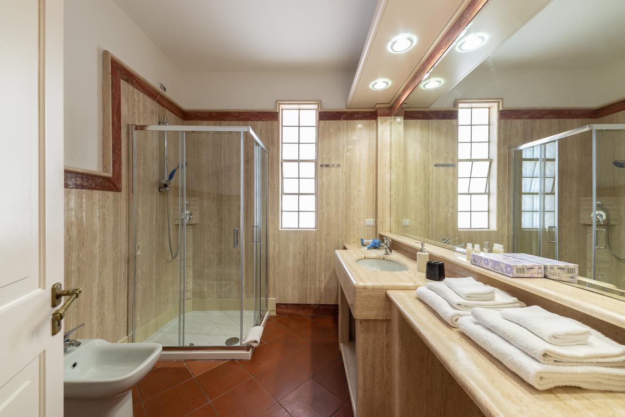 Villa Domus Salento Suites & Rooms Con Parcheggio Privato In Loco レッチェ エクステリア 写真